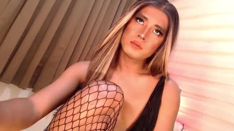 Snapshot of velvet_fux chatting on January 4, 2025, 1:10 pm Richy will make you fall in love online show from January 4, 2025, 1:10 pm