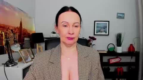 Jasmine online show from September 30, 2025, 5:34 am