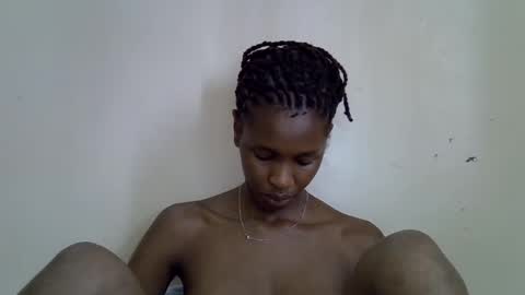 Snapshot of velvet_luxe2 chatting on June 15, 2026, 2:30 pm velvet_luxe2 online show from June 15, 2026, 2:30 pm