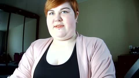 velvetcandy_ online show from June 18, 2026, 9:36 am