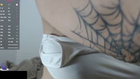 Snapshot of velvetcrystal chatting on January 17, 2025, 6:57 am Crystal PVT OPEN online show from January 17, 2025, 6:57 am