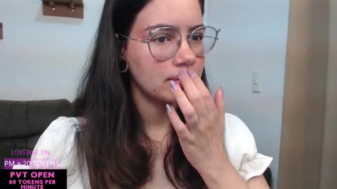 Snapshot of velvetcrystal chatting on September 24, 2025, 2:59 am Crystal PVT OPEN online show from September 24, 2025, 2:59 am