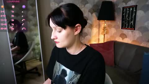 Snapshot of velvetlily_ chatting on May 24, 2026, 8:58 pm Lily online show from May 24, 2026, 8:58 pm