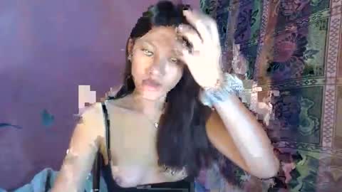 velvetmisa online show from June 1, 2026, 7:43 am