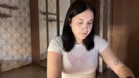 velvetnote online show from September 28, 2025, 2:00 pm