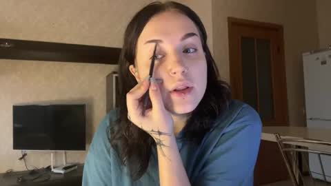 velvetnote online show from November 2, 2025, 1:24 pm