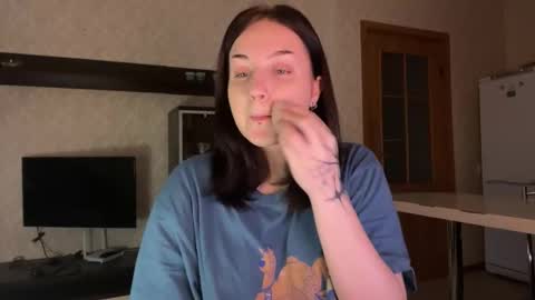 velvetnote online show from November 8, 2025, 1:33 pm