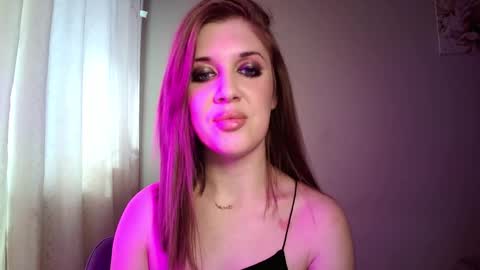 Snapshot of velvetrich8 chatting on March 2, 2026, 2:02 pm VelvetRich8 online show from March 2, 2026, 2:02 pm