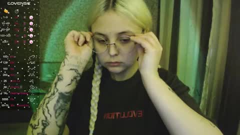 eva 3 online show from October 15, 2025, 5:51 am