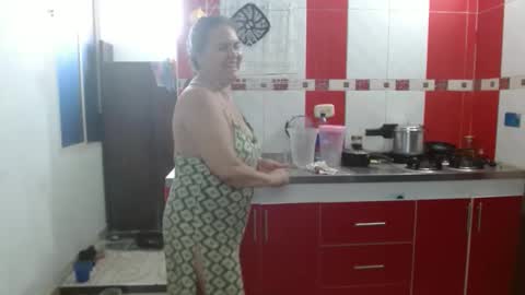 venecasexy44 online show from March 4, 2026, 9:32 pm