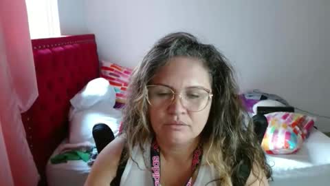 venecasexy44 online show from March 17, 2026, 11:57 am