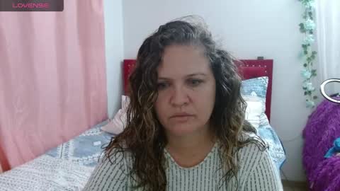 venecasexy44 online show from May 13, 2026, 8:23 am
