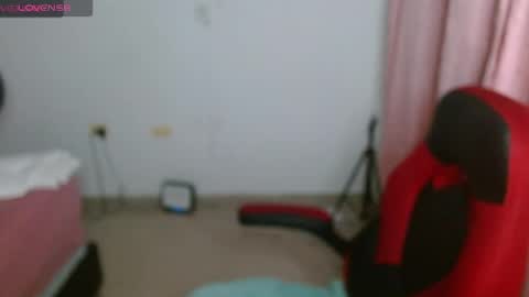venecasexy44 online show from May 28, 2026, 9:28 am