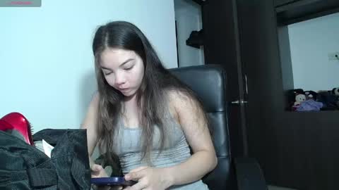 Venelope 3 online show from April 5, 2026, 11:35 pm