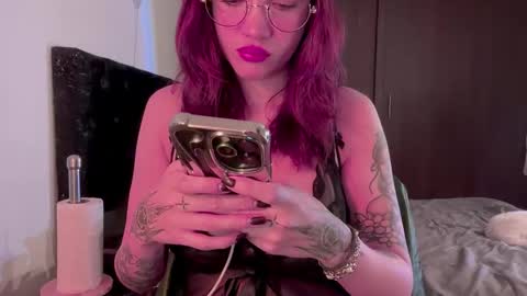 Snapshot of venicebtch666 chatting on October 21, 2025, 11:55 am Lanna   online show from October 21, 2025, 11:55 am