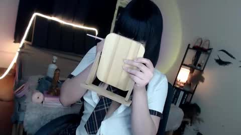 veniceseduction online show from February 4, 2026, 12:11 pm