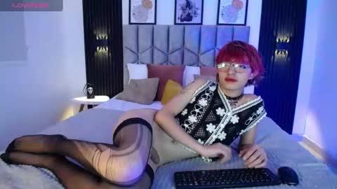Snapshot of venus_999_ chatting on June 12, 2026, 10:08 pm venus_999_ online show from June 12, 2026, 10:08 pm