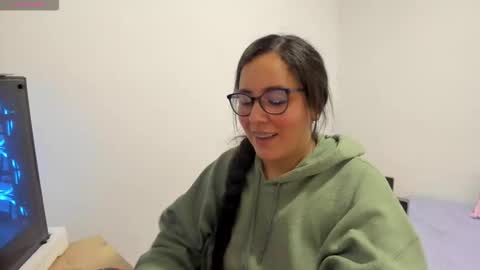 Venus online show from October 23, 2025, 1:05 am