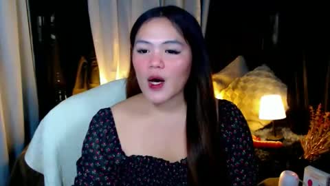 Snapshot of venus_colly chatting on October 29, 2025, 2:03 am I am Colly Your mystery girl online show from October 29, 2025, 2:03 am