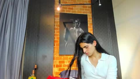 VENUS online show from March 8, 2025, 11:37 am