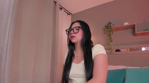 Snapshot of venus_reid chatting on March 2, 2025, 6:59 am venus_reid online show from March 2, 2025, 6:59 am