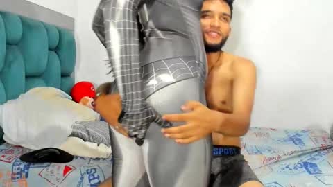 venus_saturno online show from October 6, 2025, 2:31 am