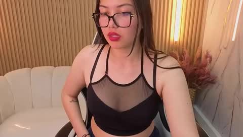 Venus  online show from November 30, 2025, 12:47 am