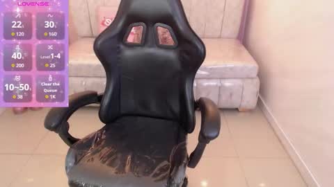 venuss online show from February 10, 2026, 2:43 pm