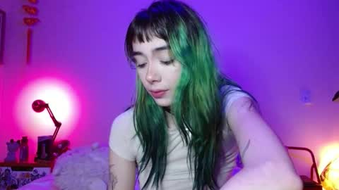 Snapshot of venuss6666 chatting on November 13, 2025, 2:21 am Venus online show from November 13, 2025, 2:21 am