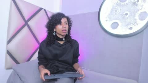 Snapshot of venuss_03 chatting on April 2, 2026, 3:15 am venuss_03 online show from April 2, 2026, 3:15 am