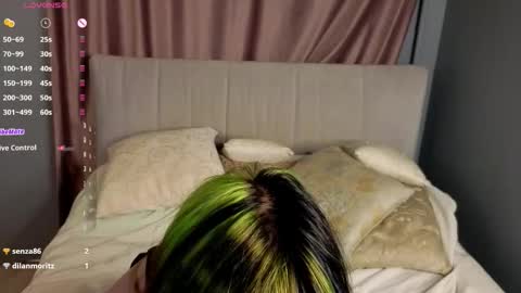 Snapshot of veolatownson chatting on October 24, 2025, 8:16 pm Erica online show from October 24, 2025, 8:16 pm