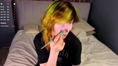 Snapshot of veolatownson chatting on November 20, 2025, 8:08 pm Erica online show from November 20, 2025, 8:08 pm