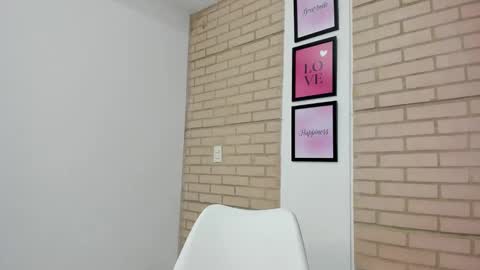 Snapshot of vera_fernandez chatting on October 20, 2025, 10:54 pm Vera online show from October 20, 2025, 10:54 pm