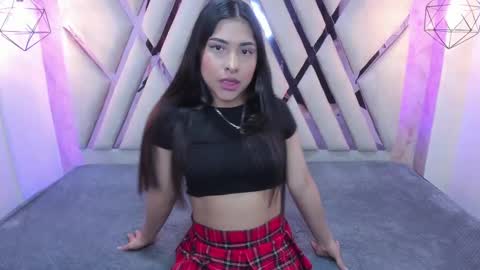 Domelipa  online show from December 11, 2024, 6:42 pm