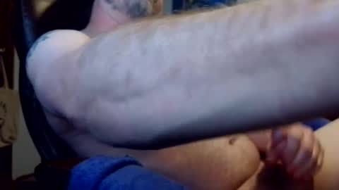 vermontguy76 online show from December 13, 2024, 4:22 am