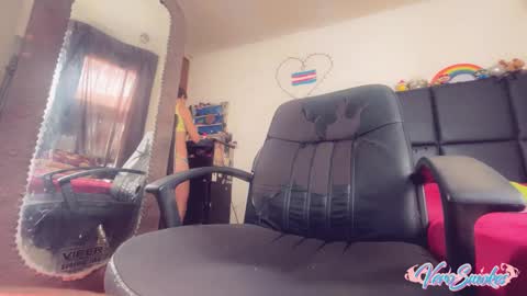 Vero Alva online show from March 5, 2025, 7:17 pm