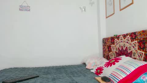 Snapshot of verocute7 chatting on September 24, 2025, 2:59 am Vero online show from September 24, 2025, 2:59 am