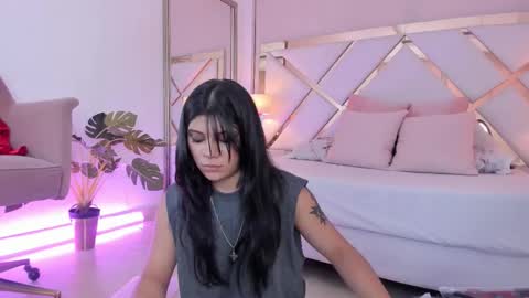 Vero online show from September 17, 2025, 5:47 pm