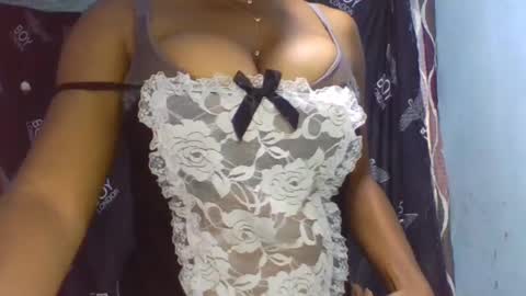 verolla31 online show from December 18, 2024, 1:48 am