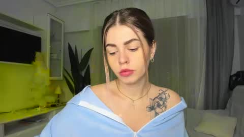 Snapshot of veronarolls chatting on January 8, 2025, 4:33 pm Lolitalolz online show from January 8, 2025, 4:33 pm