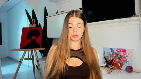 Snapshot of veronarolls chatting on October 9, 2025, 10:19 pm Lolitalolz online show from October 9, 2025, 10:19 pm