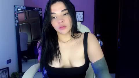 Snapshot of veronica_118 chatting on December 16, 2024, 11:12 am veronica_118 online show from December 16, 2024, 11:12 am