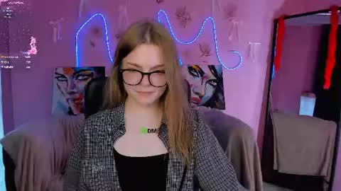 Snapshot of veronica_bubble chatting on July 3, 2026, 7:31 pm Ronni online show from July 3, 2026, 7:31 pm
