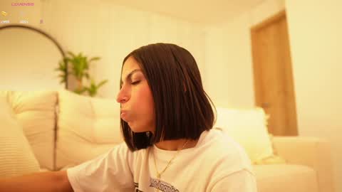 Veronica online show from December 14, 2024, 11:18 am