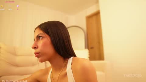 Veronica online show from March 11, 2025, 11:33 am