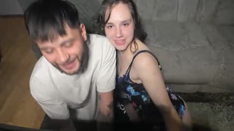 veronicaandalex online show from April 30, 2026, 5:03 am