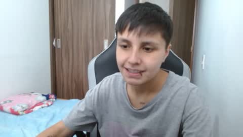 Veronica Clark online show from February 2, 2025, 8:30 pm