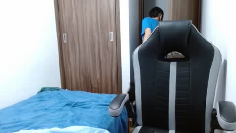 Veronica Clark online show from February 14, 2025, 9:56 am