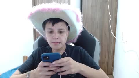 Veronica Clark online show from March 7, 2025, 9:18 am