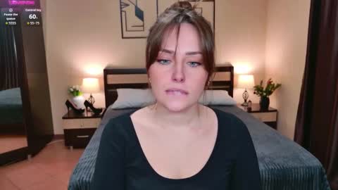 Veronica online show from January 6, 2026, 9:35 am